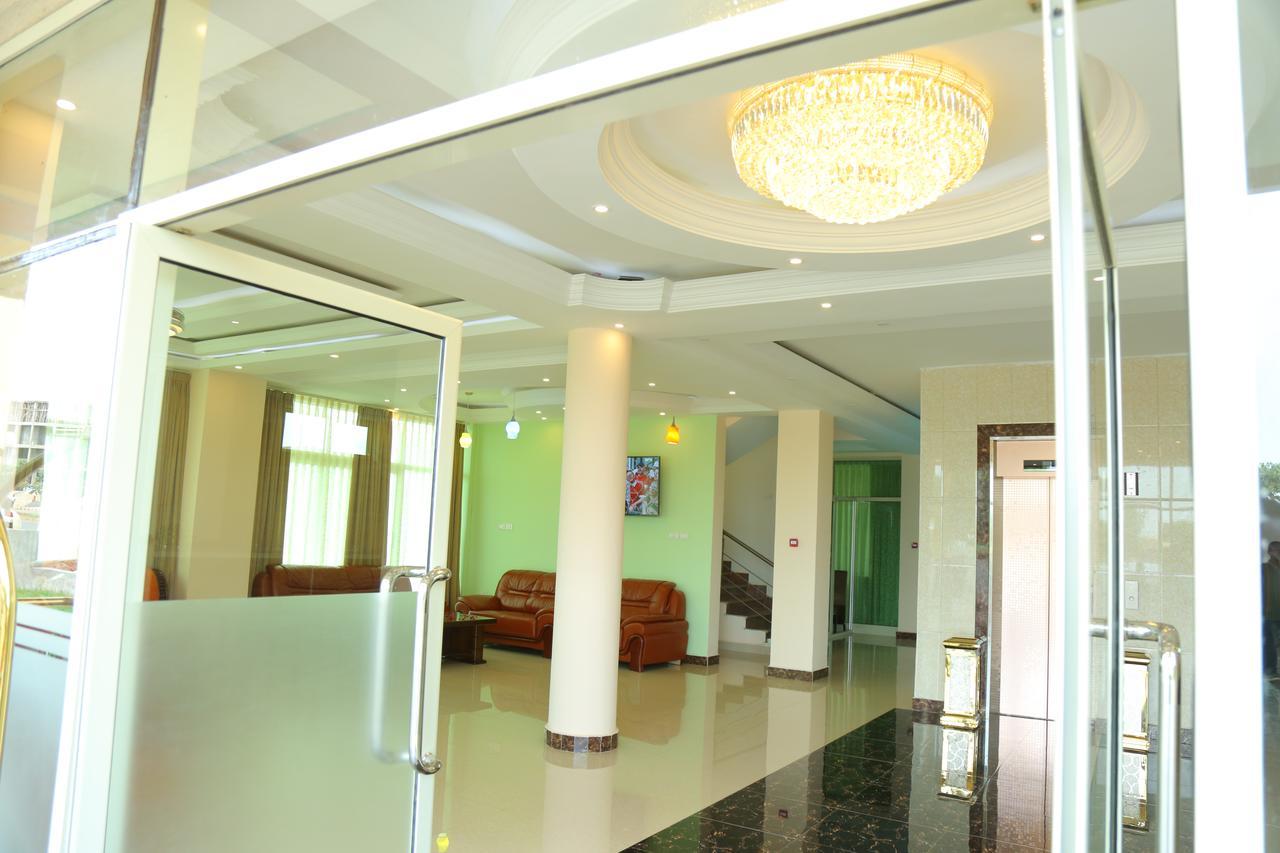 Solyana Hotel Bahir Dar Luaran gambar